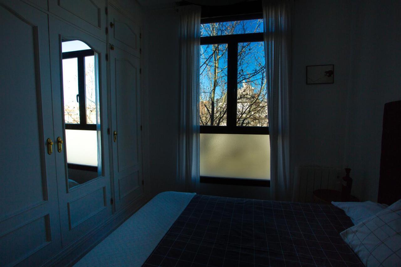 Apartament Glorieta Puerta De Toledo Madrid Eksteriør bilde